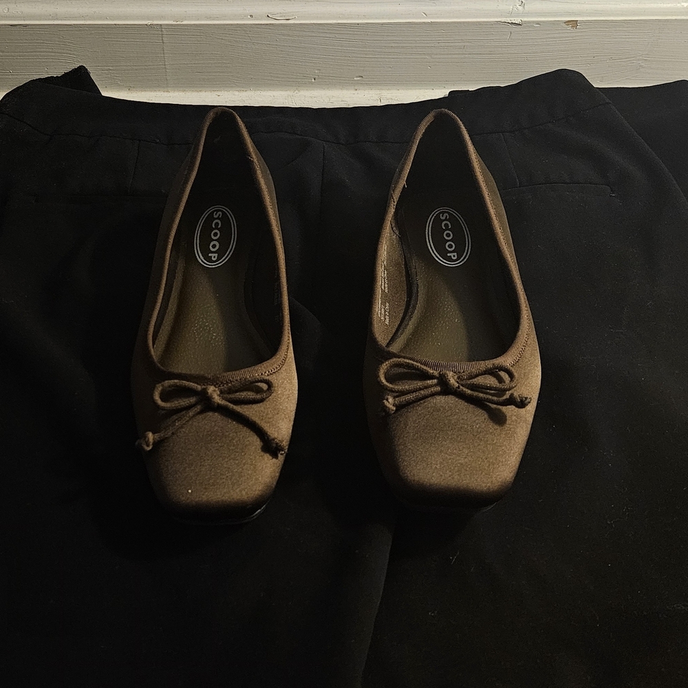 NYC SCOOP: Brown Flats with Classic Design and Slip-On Style